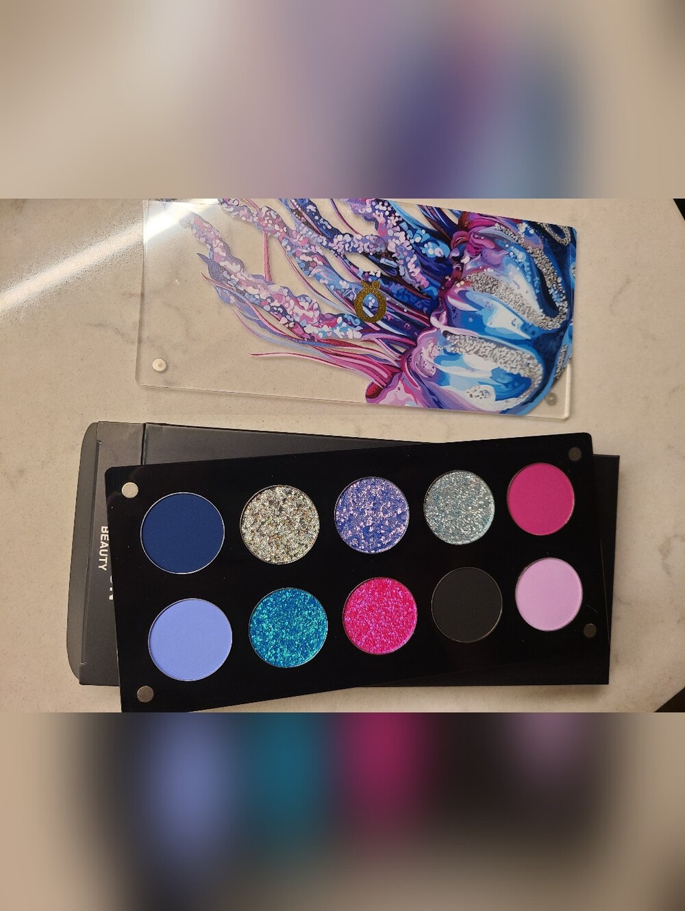 Question Beauty Guardian of the Lagoon Chapter III Eye Palette - Picture 2 of 16